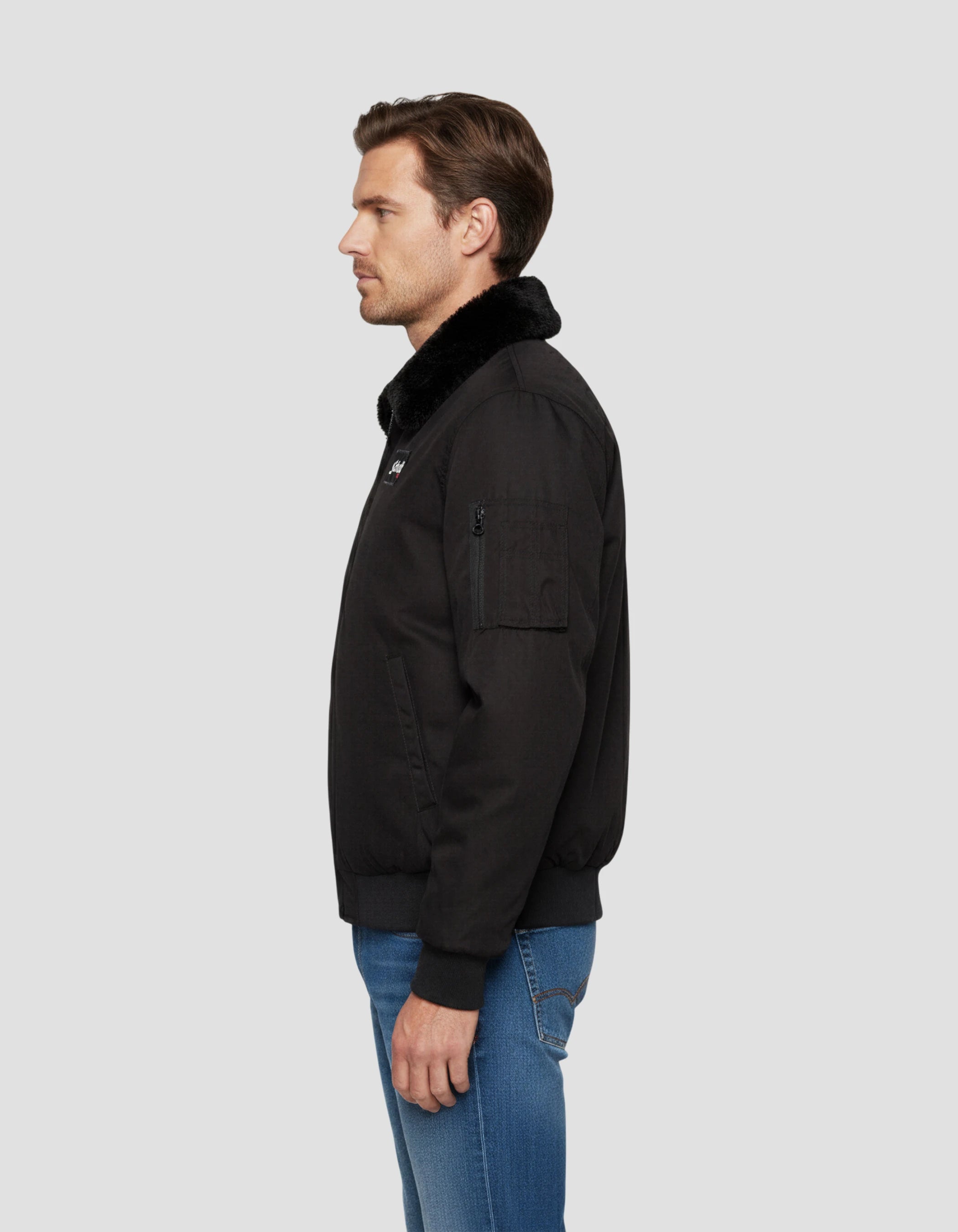 Chaqueta negra con cuello de piel sintética extraíble-3