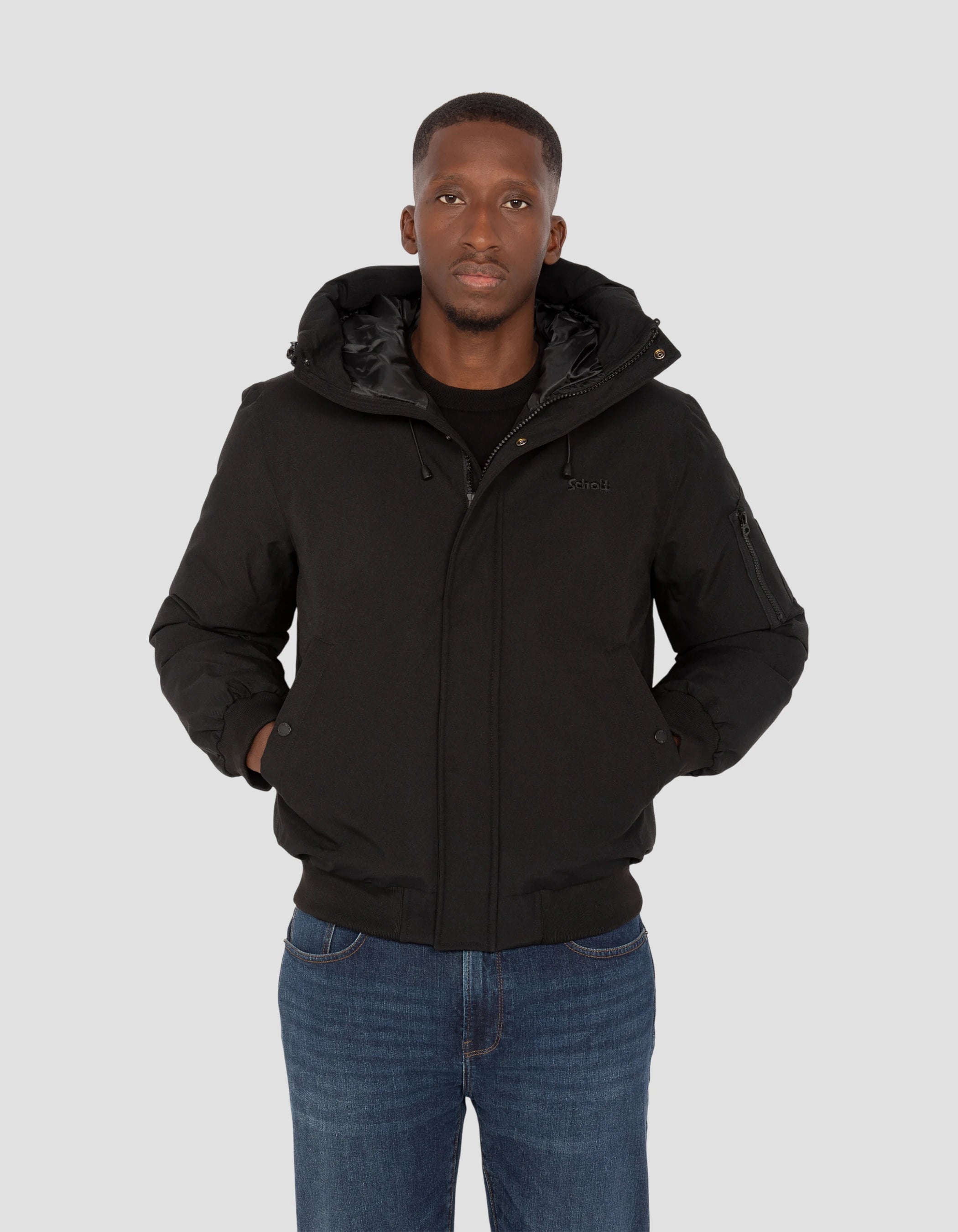 Chaqueta con capucha negra-3